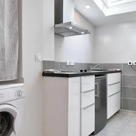Apartament Nice Renovated T2 In The City Center - Equipped For 2 People - Quiet #Cj